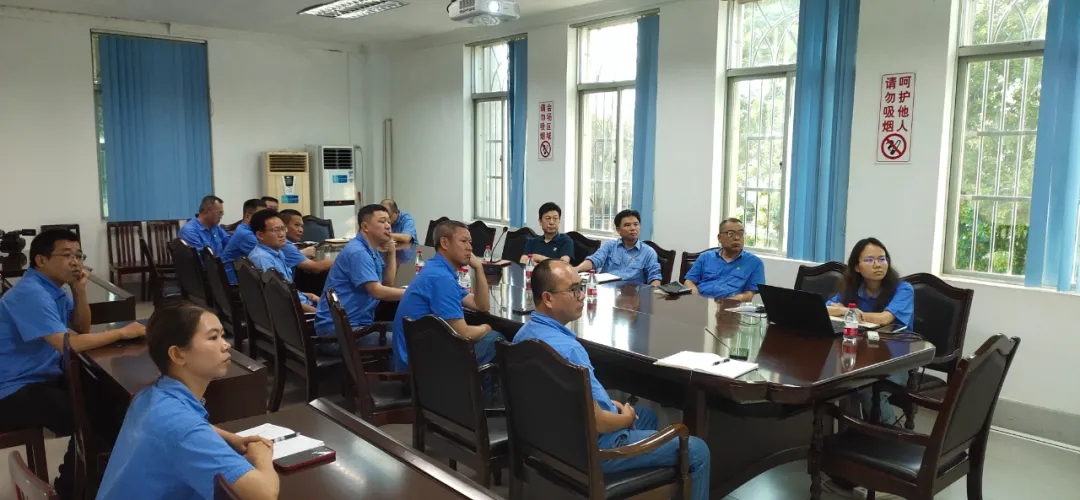 2121非凡召开党委（扩大）会议 部署党纪进建教育工作3.webp.jpg