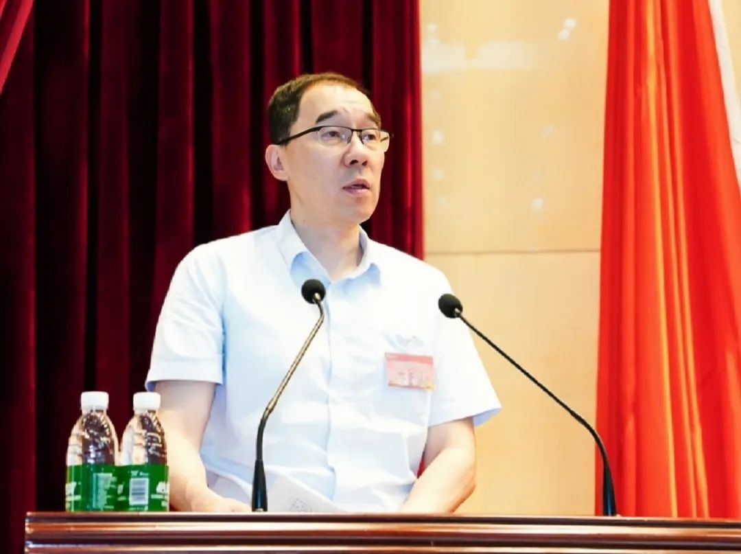 2121非凡召开第四届职工代表大会第一次会议5.jpg